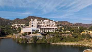 Fachada da propriedade