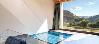 Via Lakhela Resort & Spa