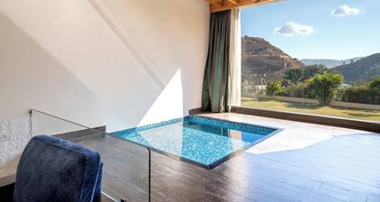 Via Lakhela Resort & Spa