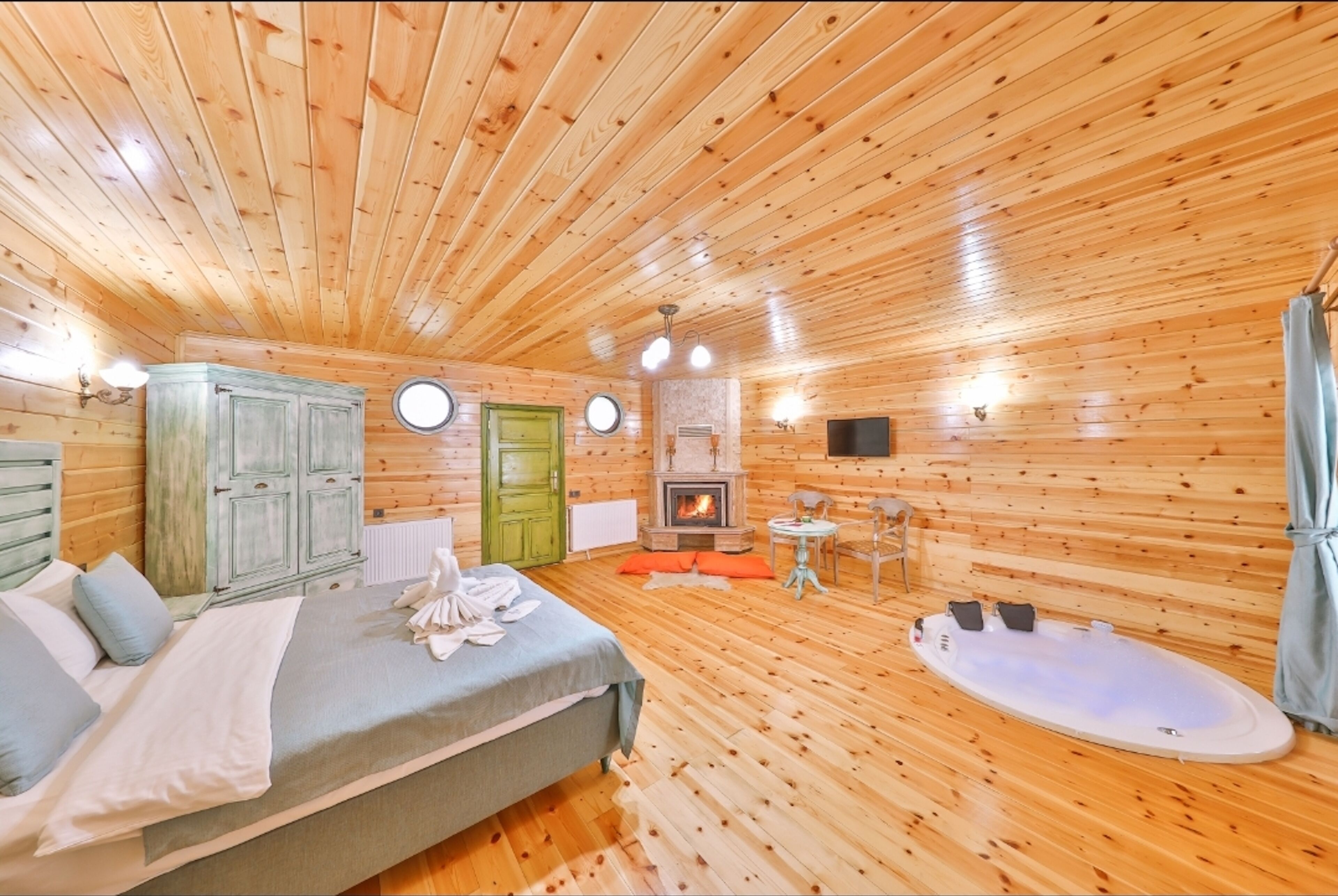 somineli jakuzili bungalow oda | 1 bedroom, in-room safe, soundproofing, free wifi