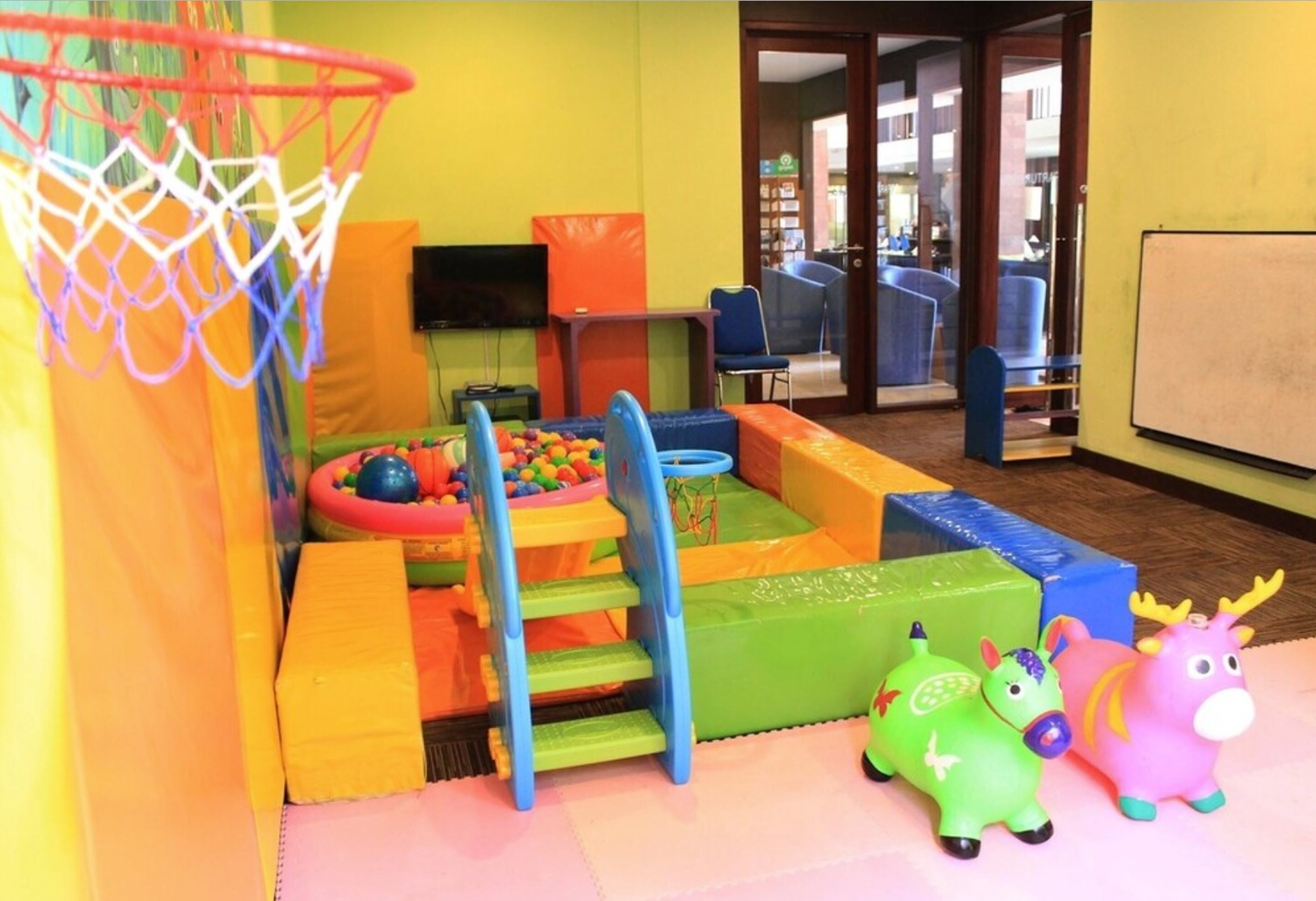 children’s play area – indoor