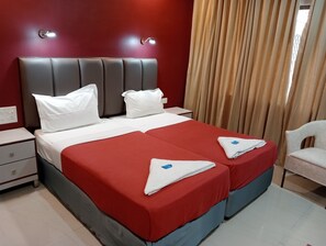 Comfort Apartment, 1 Bedroom, Accessible, Courtyard View