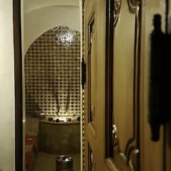 Steam room, Turkish bath/hammam, body treatments, body wraps