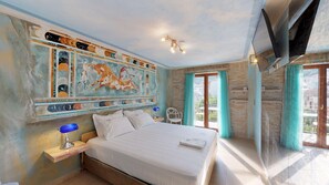 Suite Mewah, balkon, pemandangan halaman | Seprai katun Mesir, seprai premium, dan tempat tidur Select Comfort