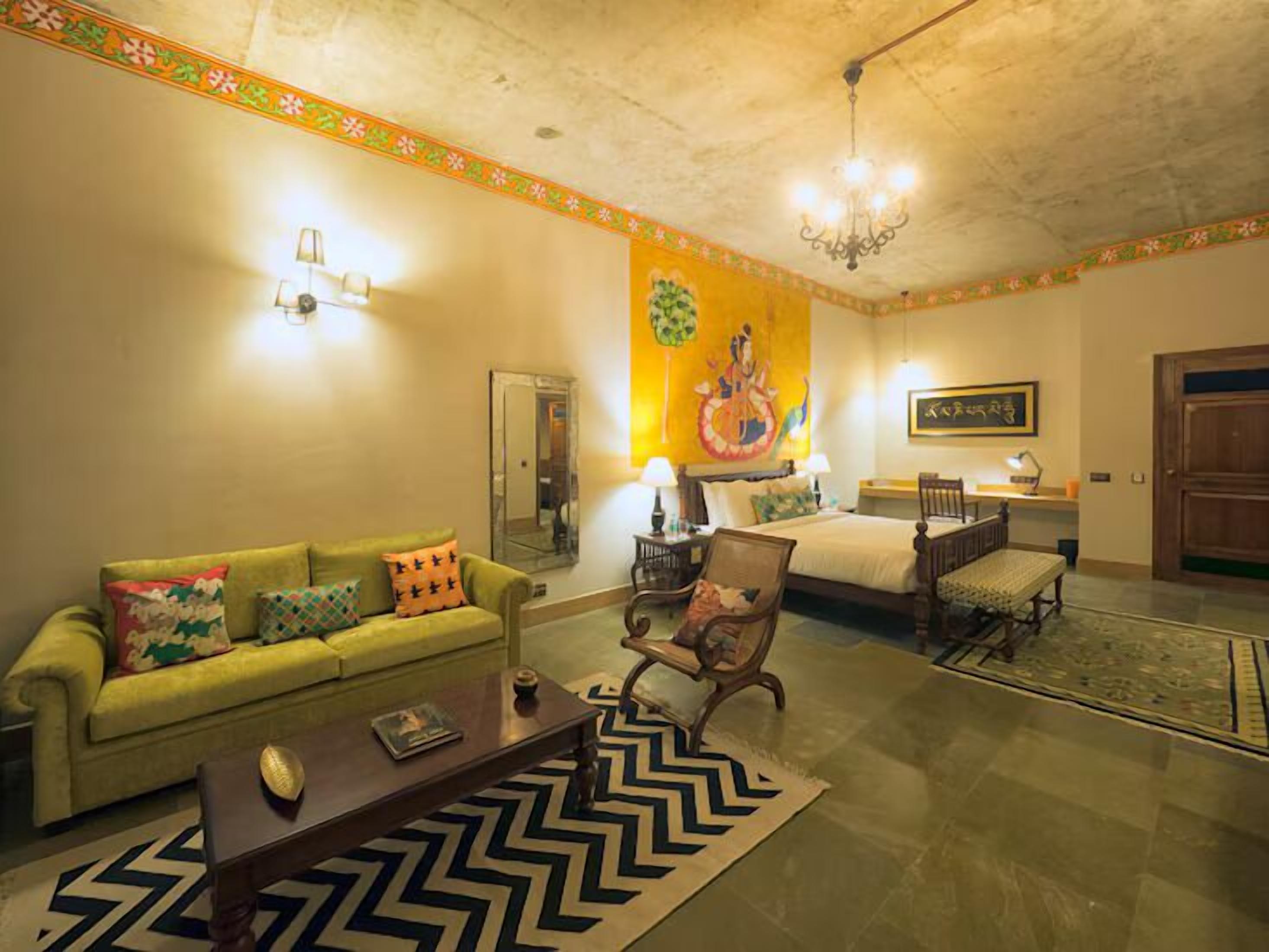 Junior Suite, 1 King Bed | Premium bedding, minibar, in-room safe, individually furnished