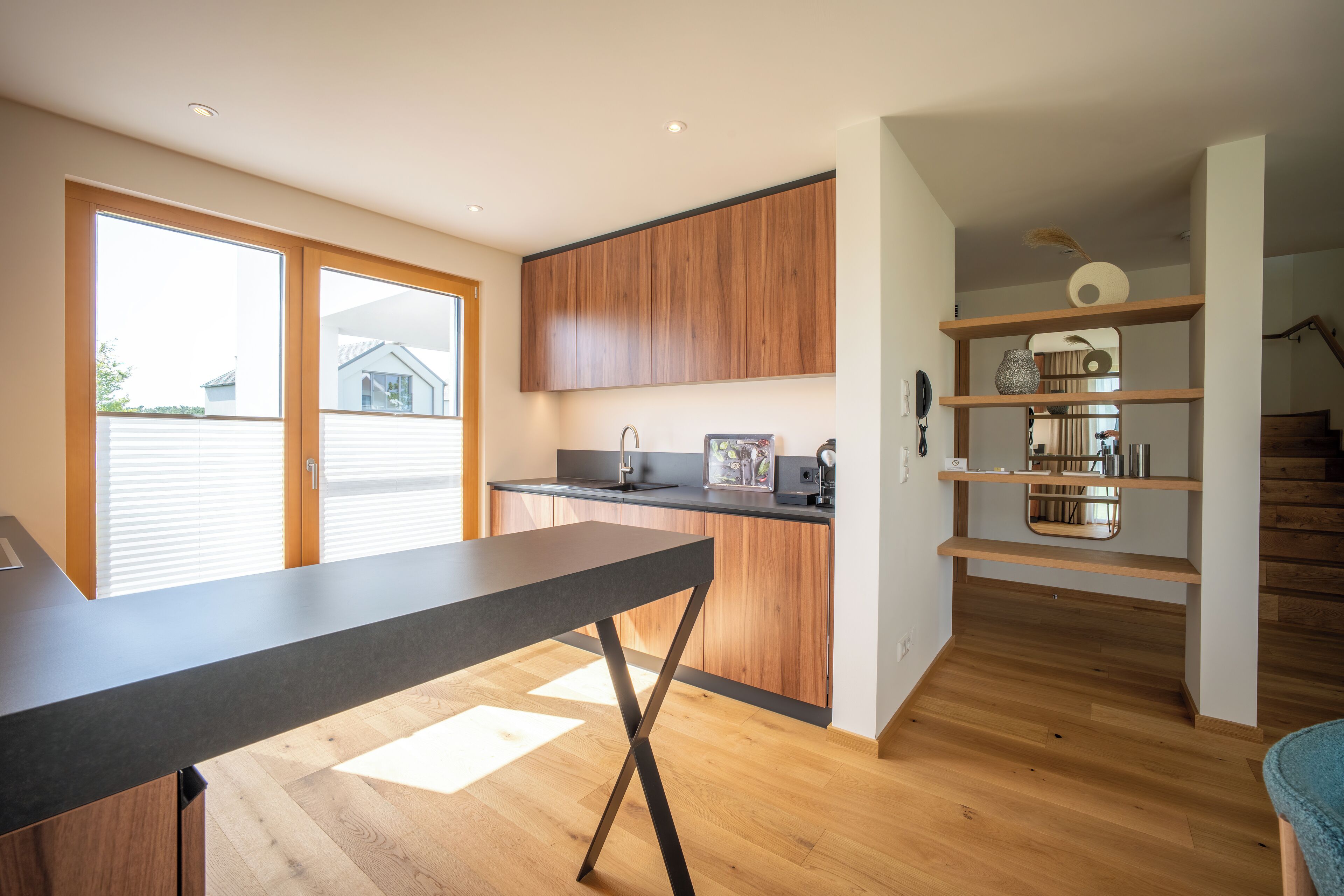 deluxe cottage, 2 bedrooms, non smoking | private kitchen | paper towels