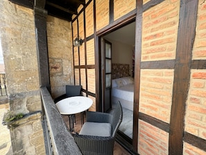 Suite Premium, bañera de hidromasaje (Terraza) | Terraza o patio
