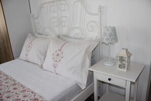 Ekonomik Cift Kisilik Oda - Bodrum Kat