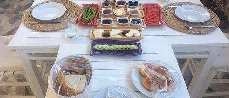 Frokostbuffé er inkludert hver dag