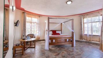Frette Italian sheets, premium bedding, desk, soundproofing