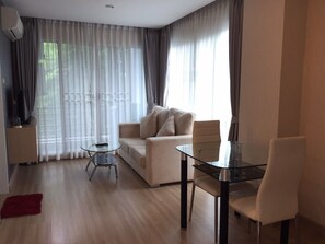 Living area - The Wing Place Condo Chiang Mai (Chiang Mai)