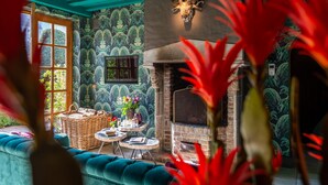 Bar (on property) - The Secret Garden (Bruges)