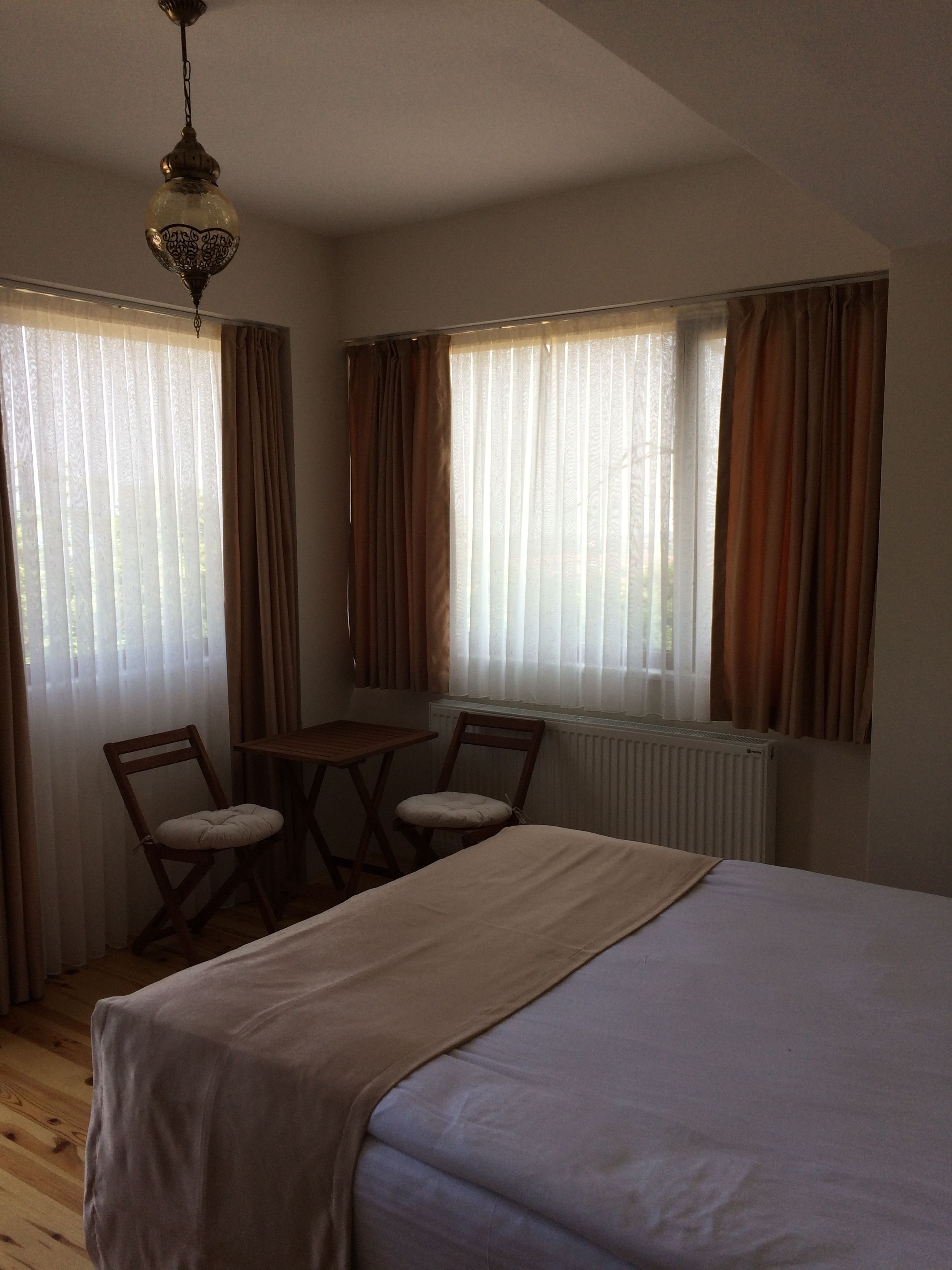 standard double or twin room | minibar, desk, soundproofing, rollaway beds