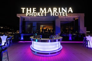 Bar (on property) - The Marina Phuket Hotel (Patong)