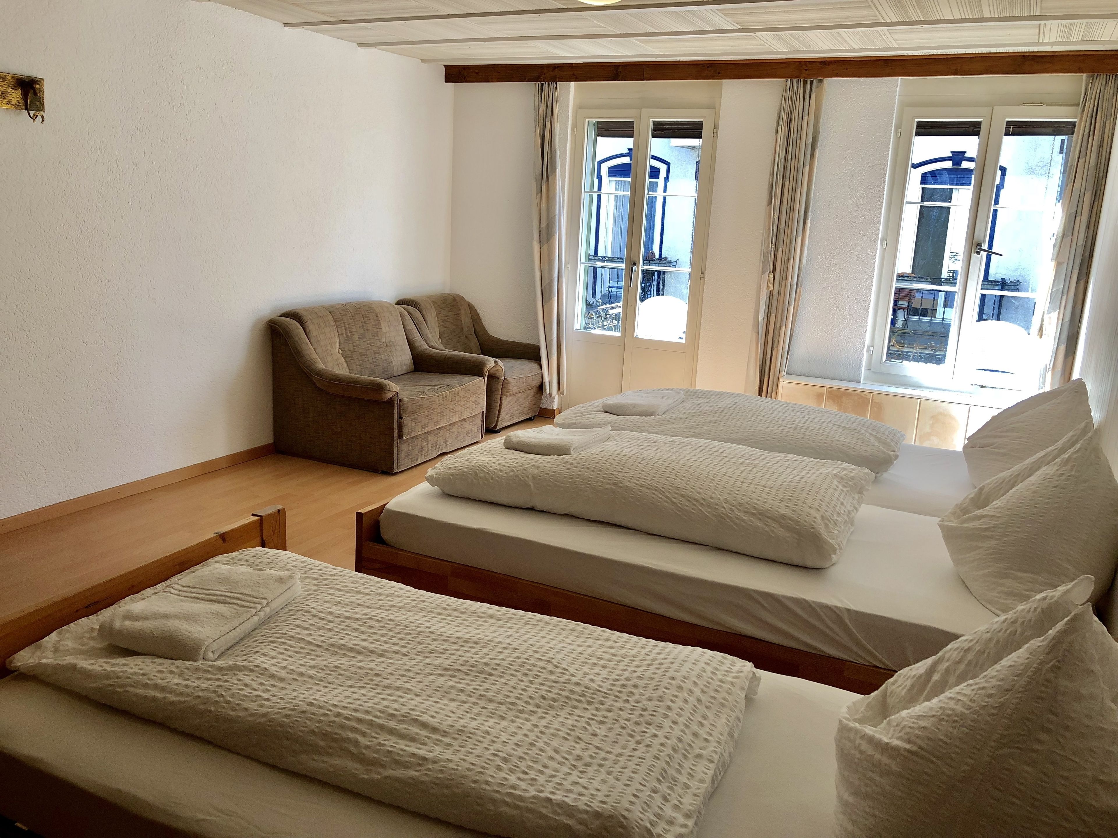 Basic Apartment, 2 Bedrooms (additional final cleaning fee: 15CHF) | Desk, rollaway beds, free WiFi