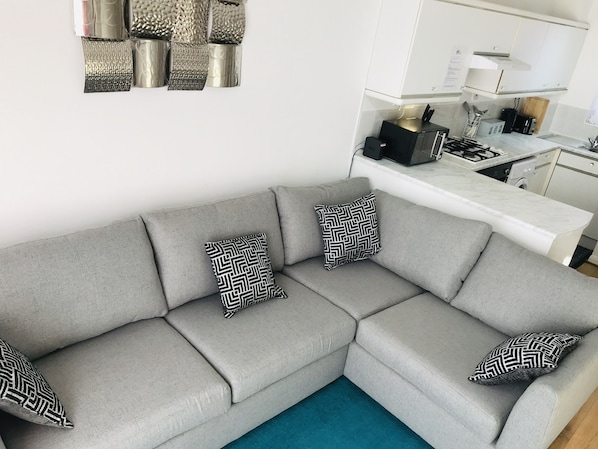 House, 1 Bedroom | Living area