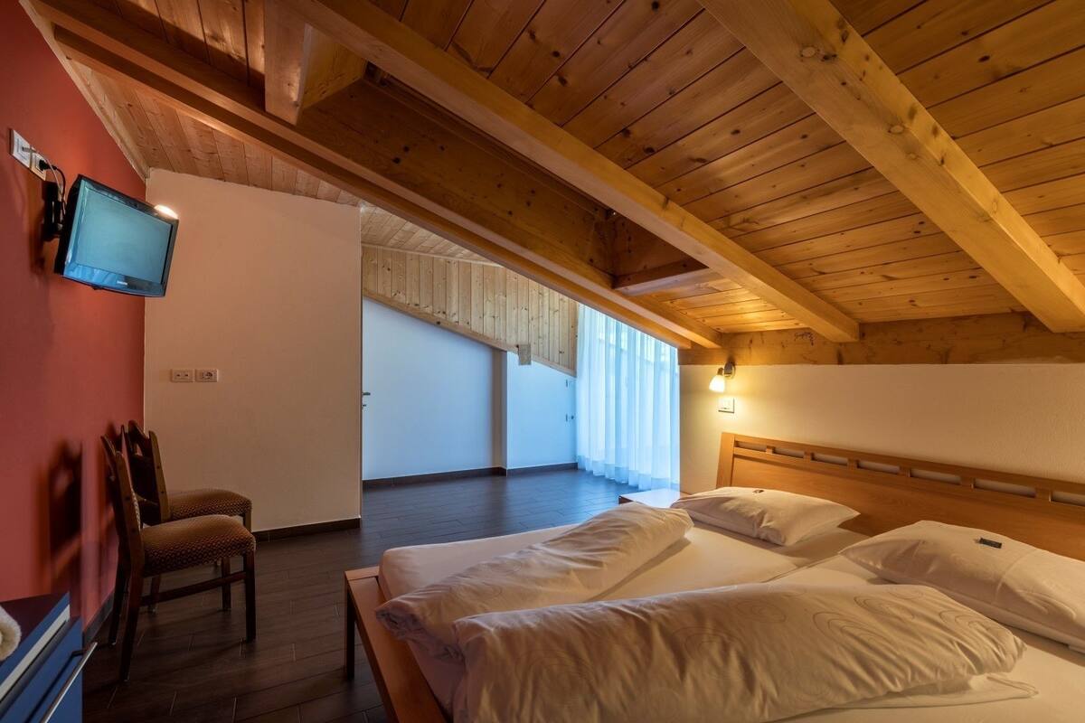 in-room safe, desk, iron/ironing board, free cots/infant beds