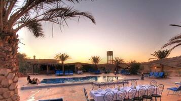 Breakfast, lunch, dinner served; Moroccan cuisine