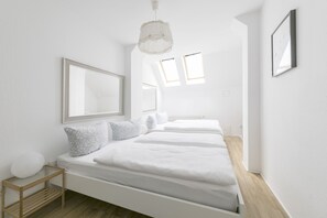 City Apartment, 2 Bedrooms (23)