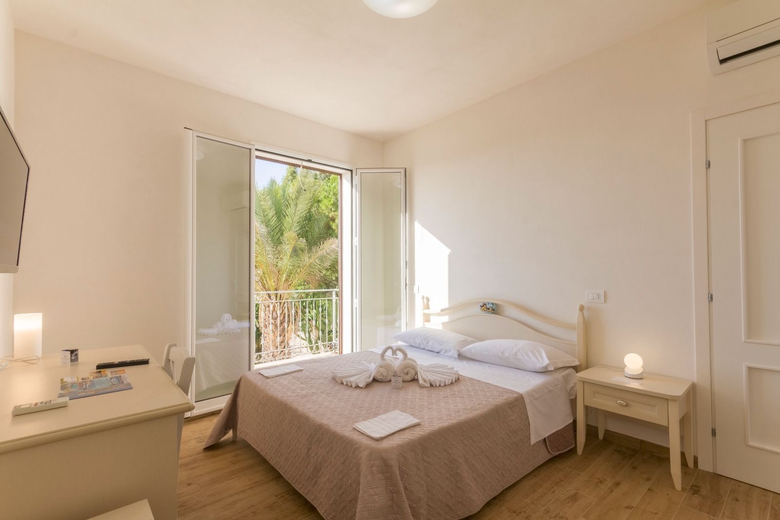 Chambre Panoramique, balcon, vue lagon