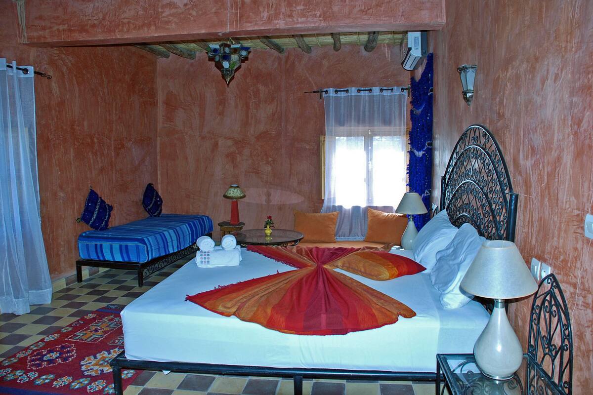 Classic Triple Room | Premium bedding, blackout drapes, iron/ironing board (on request)