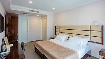 Premium bedding, minibar, in-room safe, desk