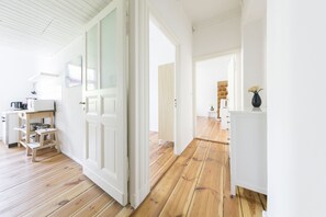 City Apartment, 1 Bedroom | 1 bedroom, individually decorated, individually furnished, desk - Primeflats - Apartment Togo - Afrikanisches Viertel (Berlin)