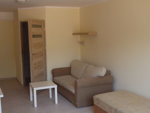 Studio | Wohnbereich | LCD-Fernseher