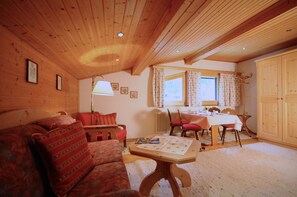 Family Apartment, 1 Bedroom, Mountain View (Campello, incl. end cleaning fee €55) | Living area | Flat-screen TV