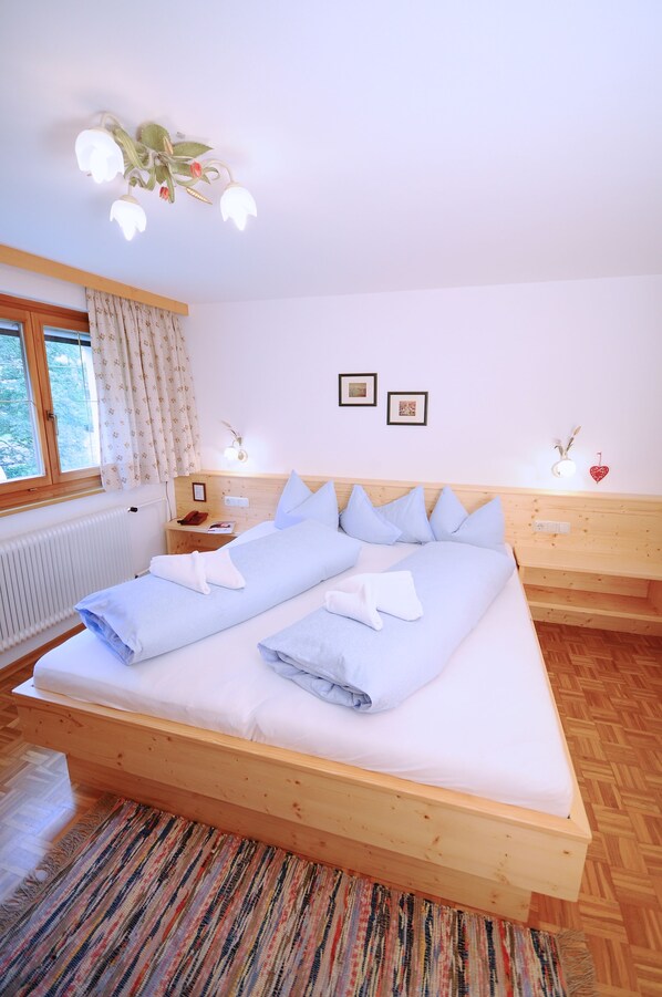 Family Apartment, 2 Bedrooms, Mountain View (Pratinu, incl. end cleaning fee €55) | Premium bedding, down duvets, desk, iron/ironing board