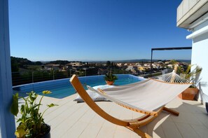 Outdoor pool - Villa Blue House (L'Escala)