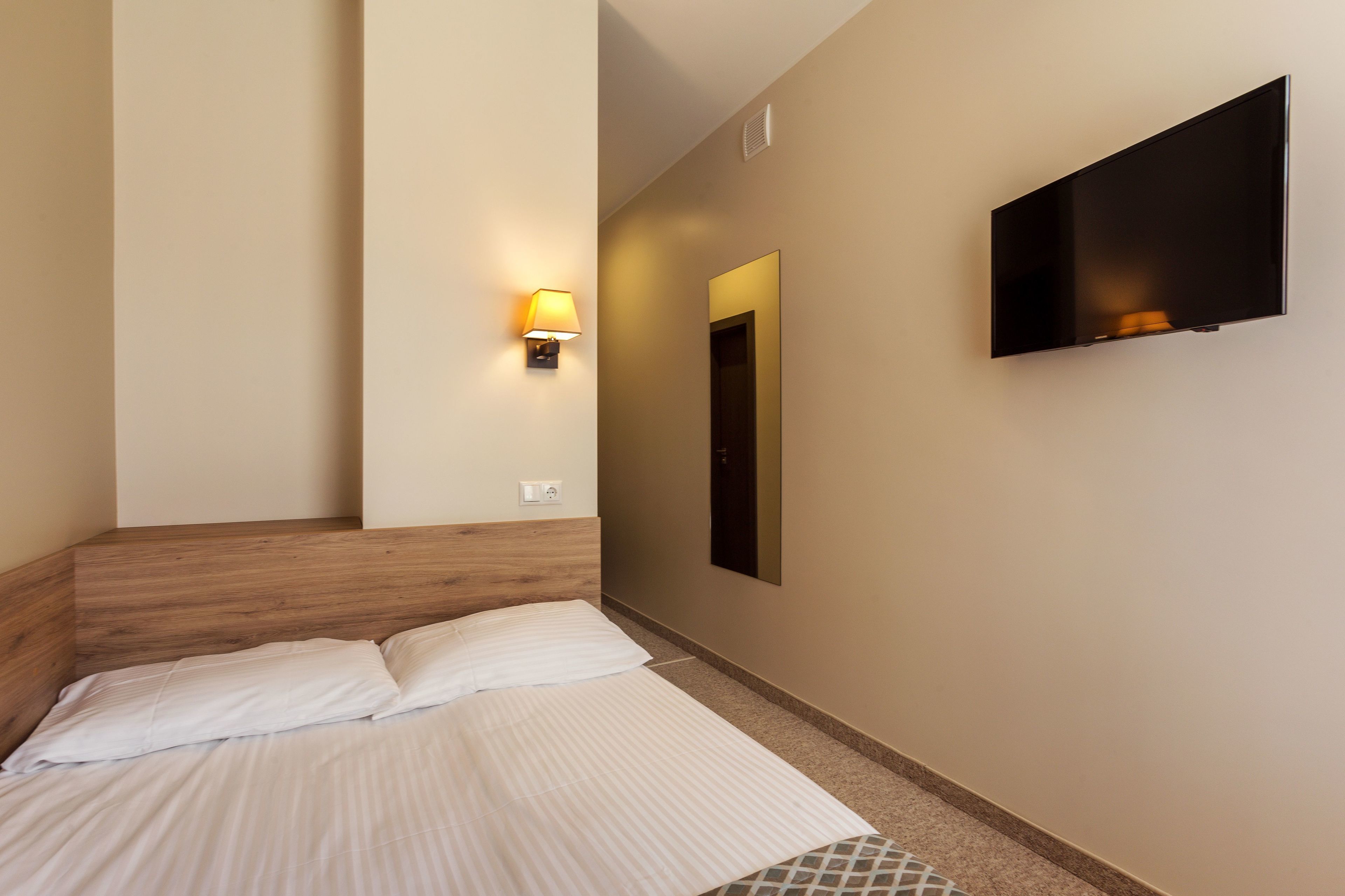 standard double room | blackout curtains, soundproofing, iron/ironing board