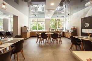 Daily buffet breakfast (EUR 10 per person)