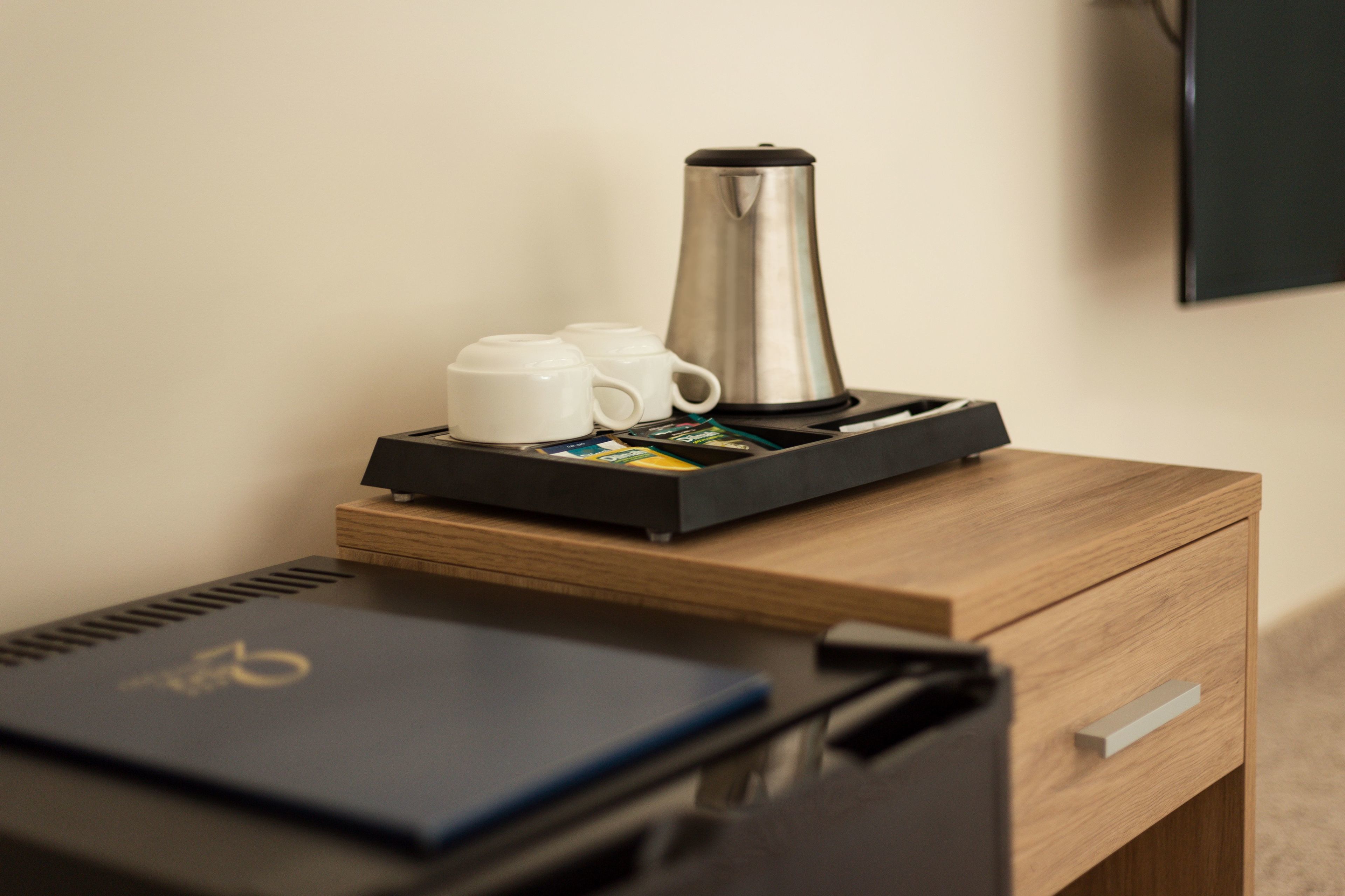 superior twin room | coffee and/or coffee maker