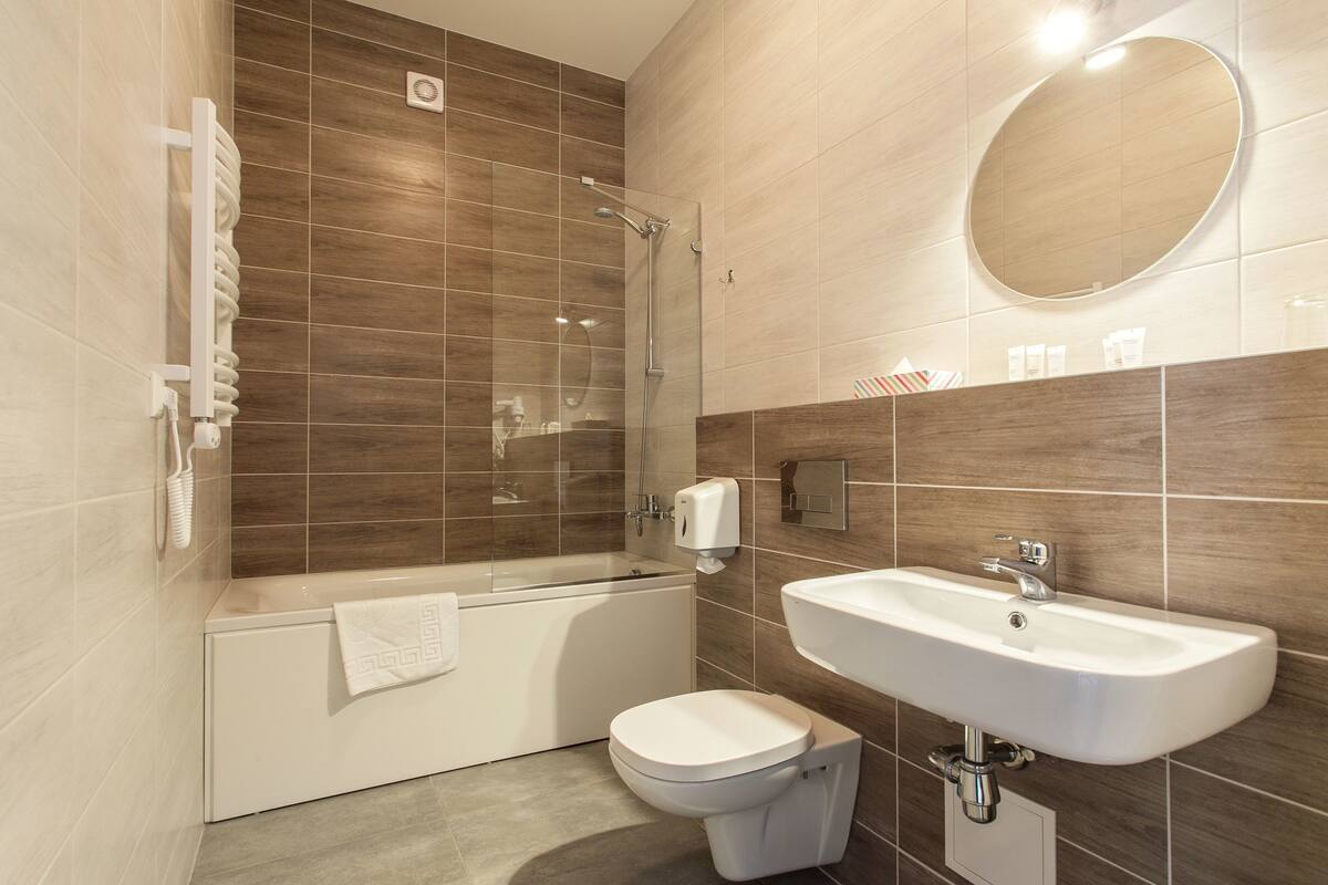 deluxe double room | blackout curtains, soundproofing, iron/ironing board