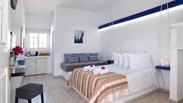 Superior Triple Room | In-room safe, free WiFi, bed sheets