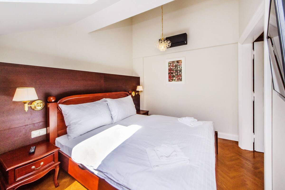 Elite Apartment