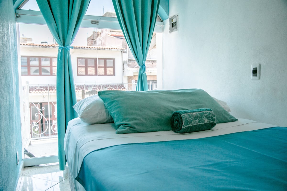 Premium bedding, Select Comfort beds, desk, laptop workspace