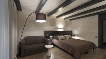 Premium bedding, minibar, in-room safe, desk