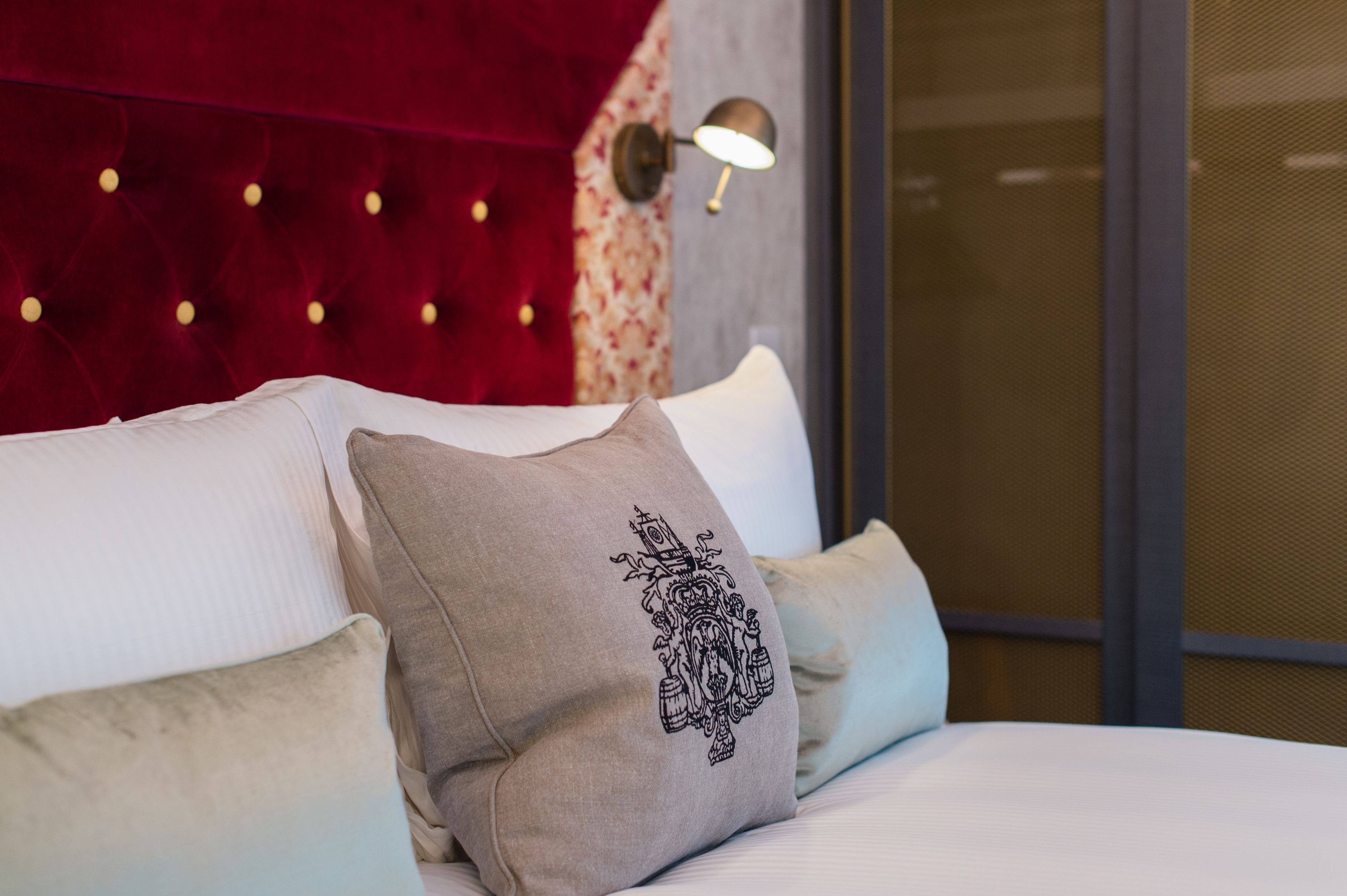 studio suite | 1 bedroom, premium bedding, in-room safe, individually decorated