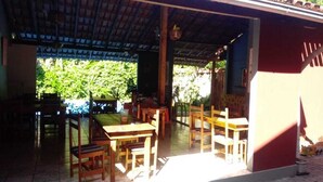 Desayuno buffet incluido todos los días 