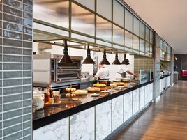 Desayuno buffet incluido todos los días 