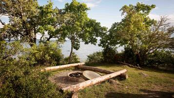 Grill-/Picknickplatz
