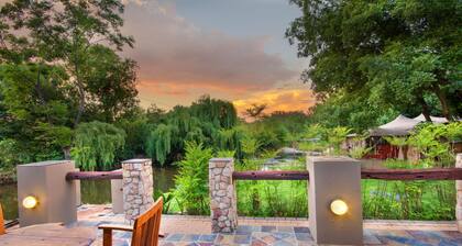 Africlassic River Lodge- Rivonia