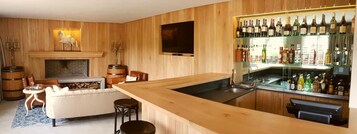 Bar (en la propiedad)