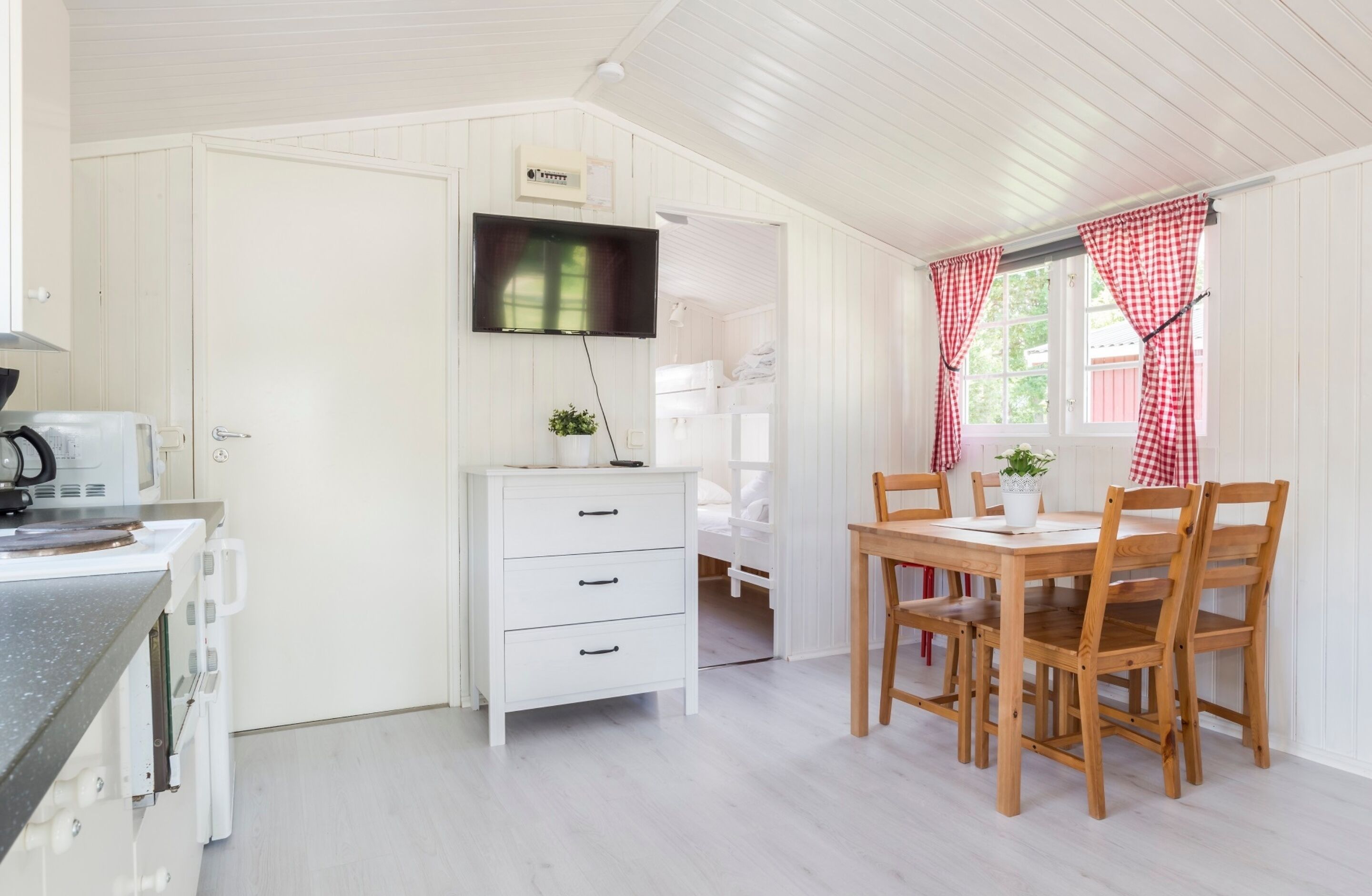 小屋 | 起居区 | 平板电视