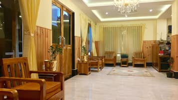 Sala de estar en el lobby