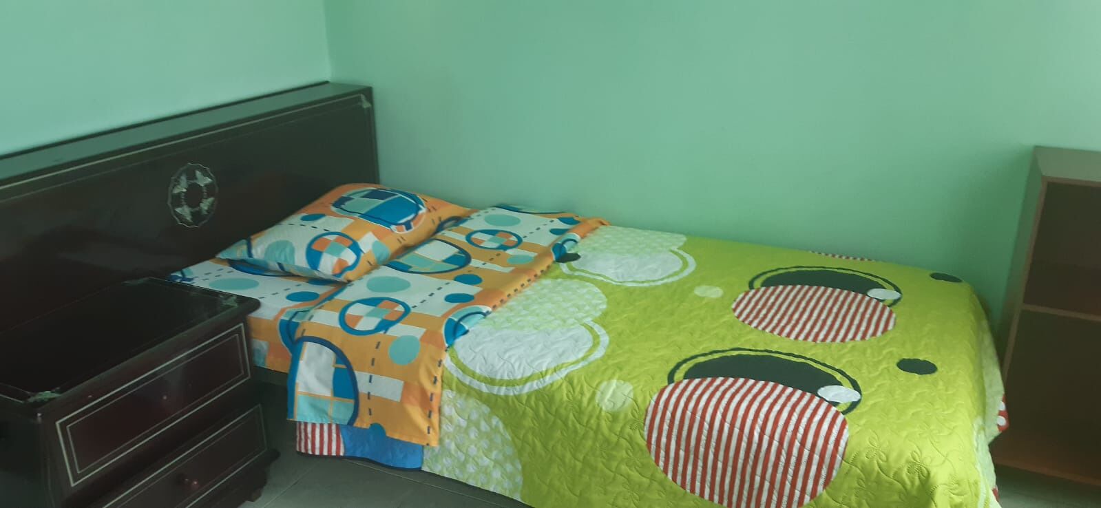 basic single room | free wifi