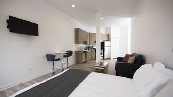 Studio Suite | Setrika/meja setrika dan Wi-Fi gratis