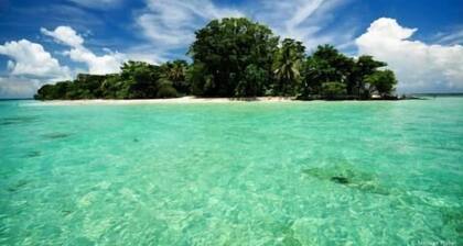 Dolphin Bay Hideaway